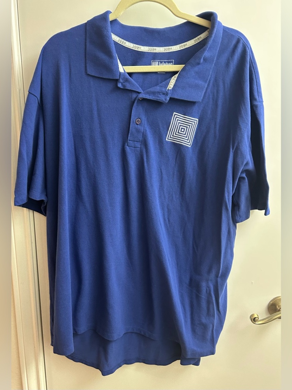 LuLaRoe Men's Blue Polo Shirt with Geometric Chest Logo 2XL